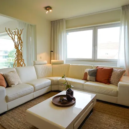 Huswell - With Sea View & Terrace In Oostduinkerke Apartament Koksijde