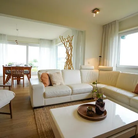 Huswell - With Sea View & Terrace In Oostduinkerke Apartament Koksijde